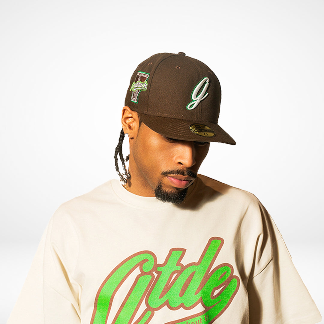 Script G Fitted (Brown)